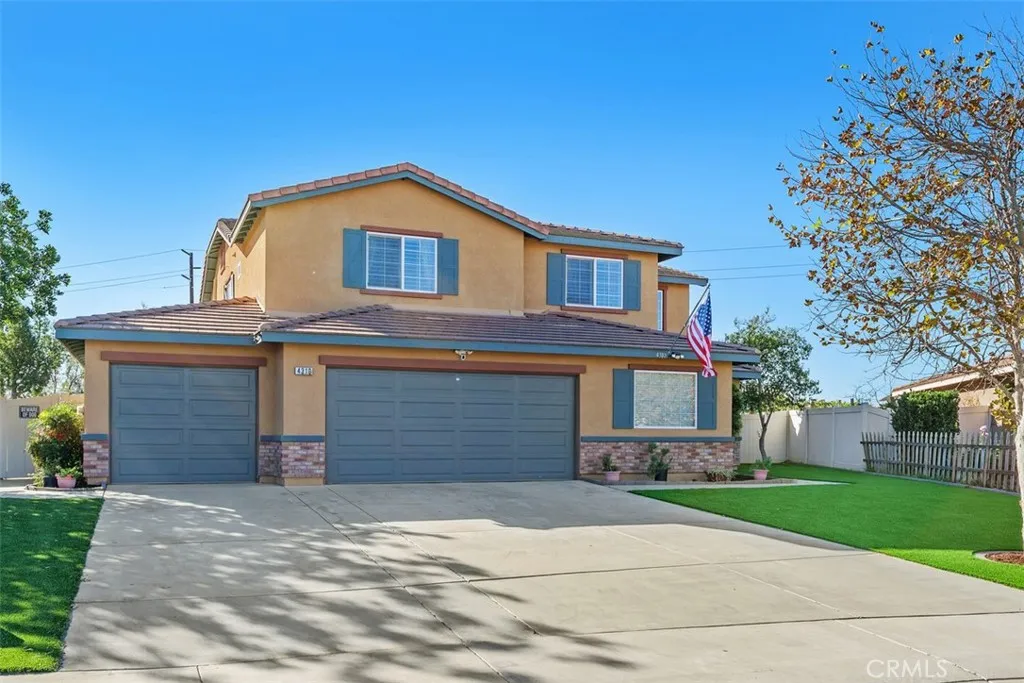 4310 Almaterra, Perris, California 92571 home-pic-1